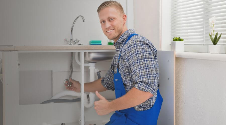 Professional emergency plumbing in Cohoctah, MI
